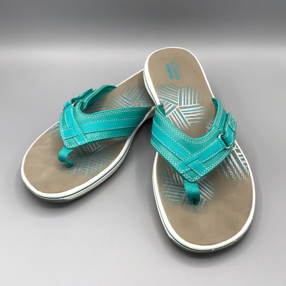 clarks breeze sea flip flops canada